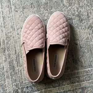 Steve Madden- Size 7- Steve Madden Ecentrcq Lifestyle Shoes - Womens- Pink